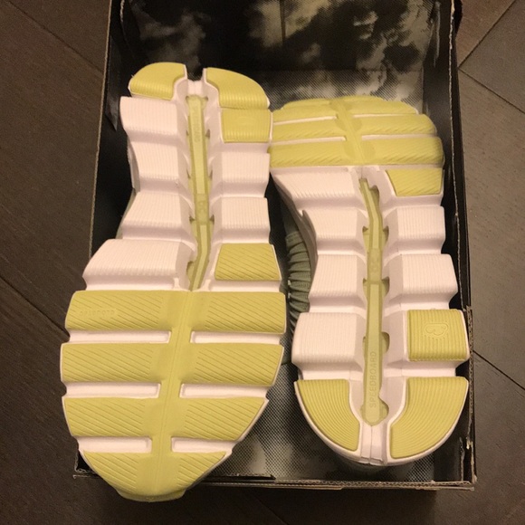 NEW On cloudswift hay leaf sneakers 9 - Picture 6 of 7